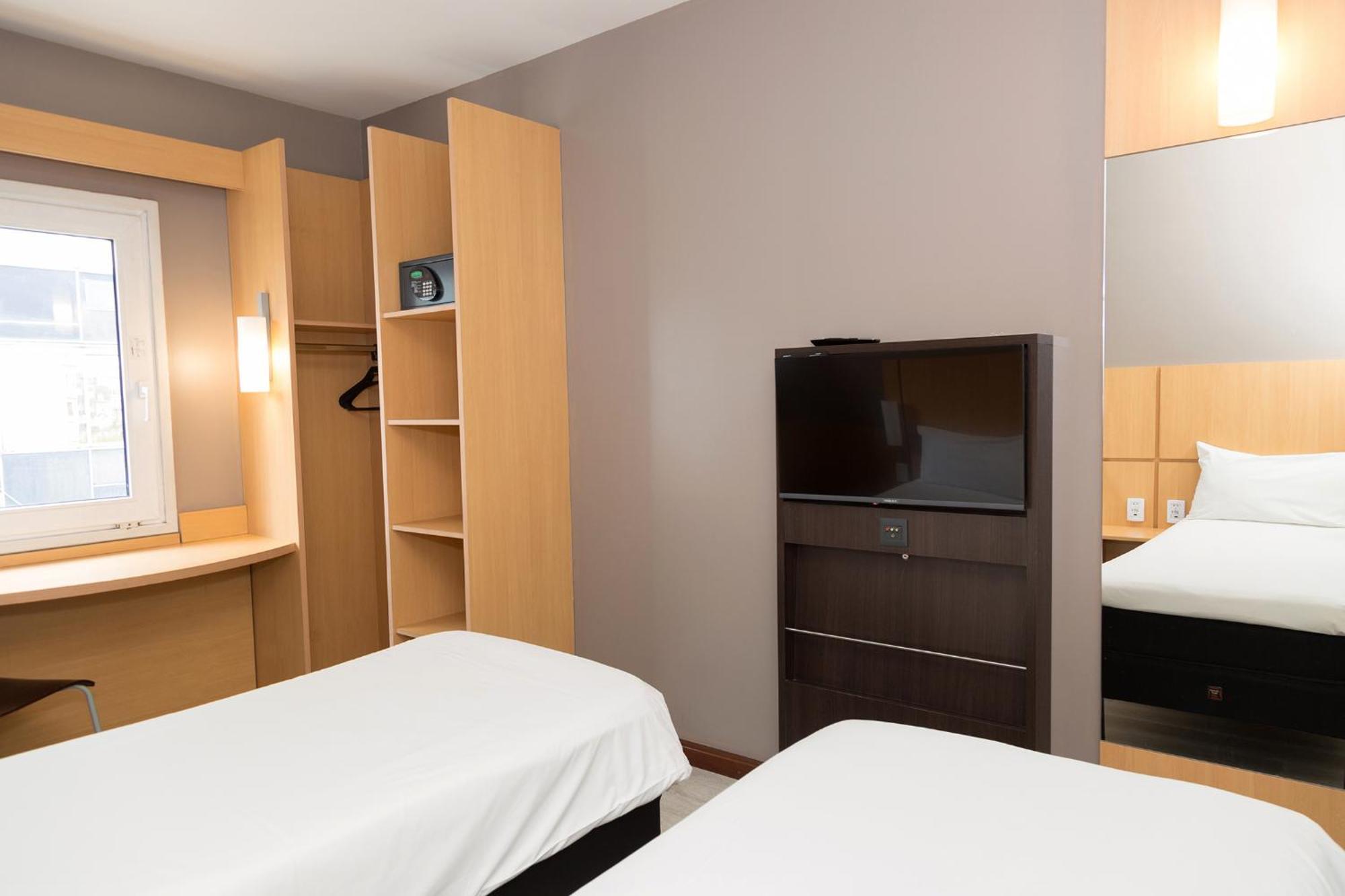 Hotel Ibis Congreso
